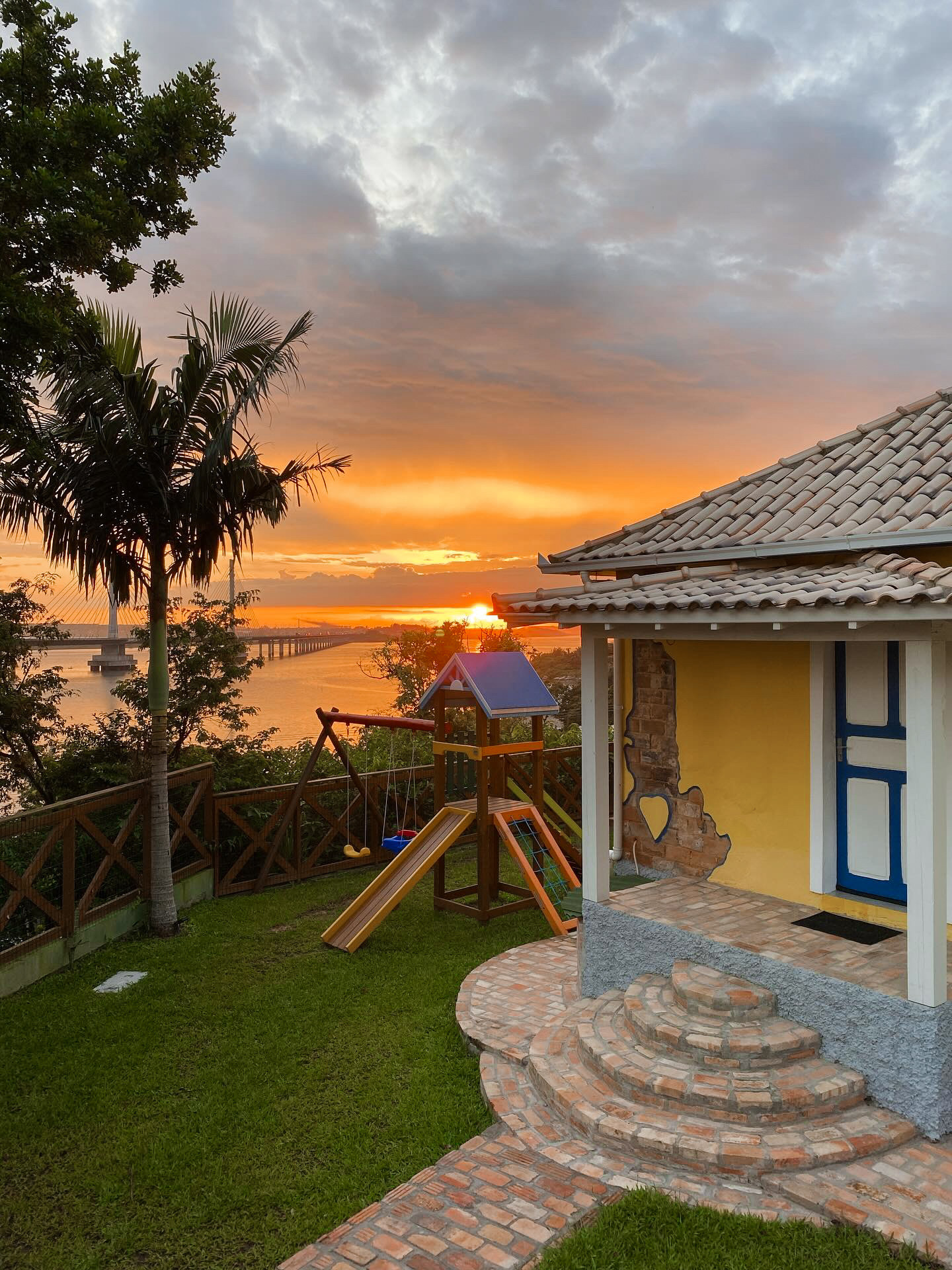 Casa Amarela